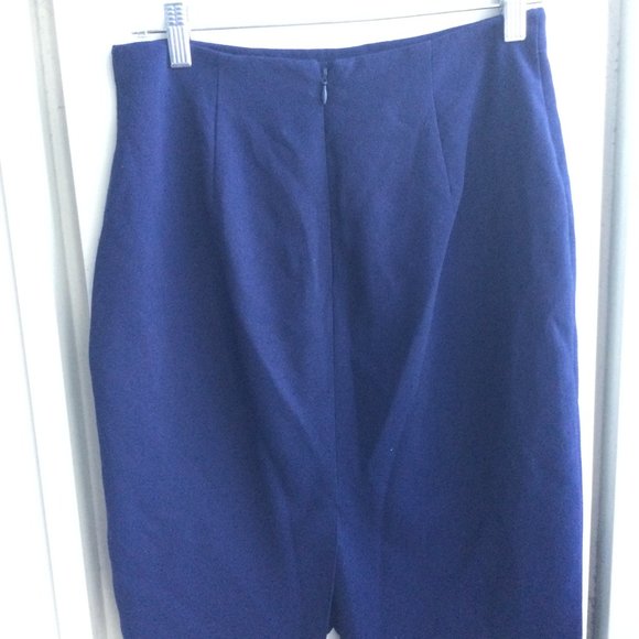 Navy blue pencil skirt with adorable cutouts on bottom - Picture 2 of 2